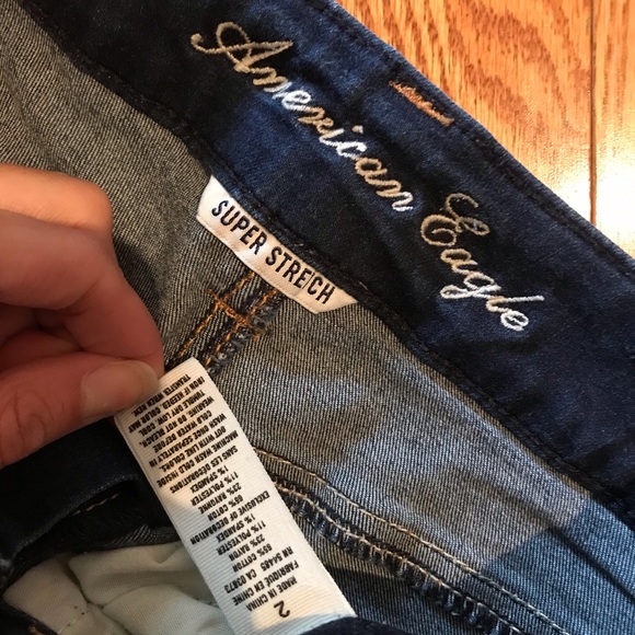 AEO CLASSIC DENIM MID RISE JEAN SHORTS - Picture 4 of 4